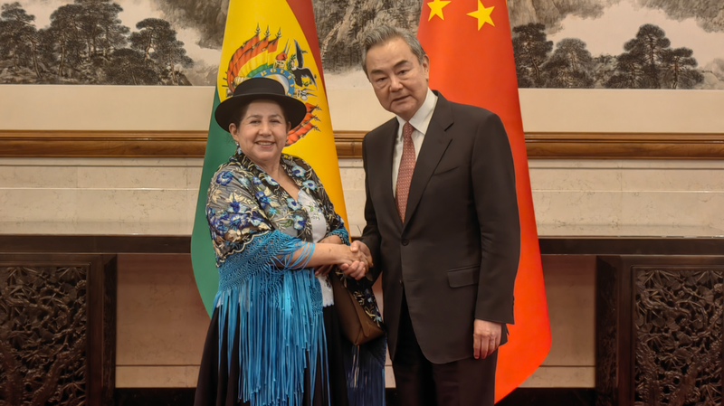 Wang Yi rencontre la ministre bolivienne des Affaires étrangères Celinda Sosa Lunda