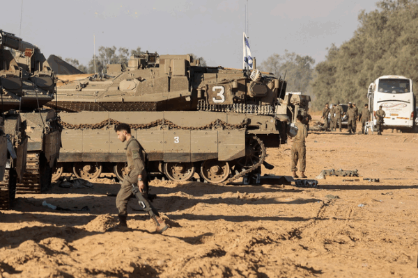 Israël vise un contrôle total de Gaza dans une nouvelle offensive Israël vise un contrôle total de Gaza dans une nouvelle offensive
