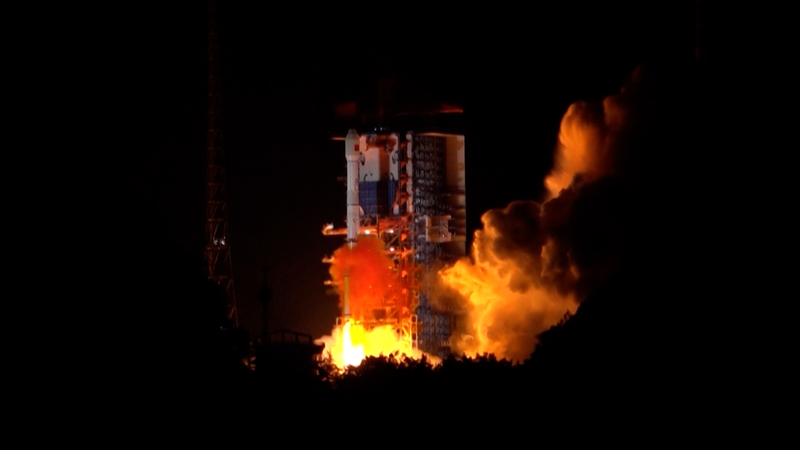 La Chine continentale lance un nouveau satellite de test de communication La_Chine_continentale_lance_un_nouveau_satellite_de_test_de_communication video poster
