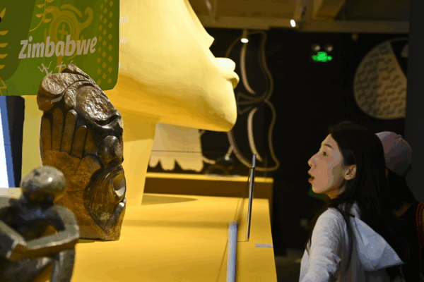 Le boom du tourisme en Chine stimule de nouveaux partenariats de voyage Chine-Afrique Le_boom_du_tourisme_en_Chine_stimule_de_nouveaux_partenariats_de_voyage_Chine_Afrique