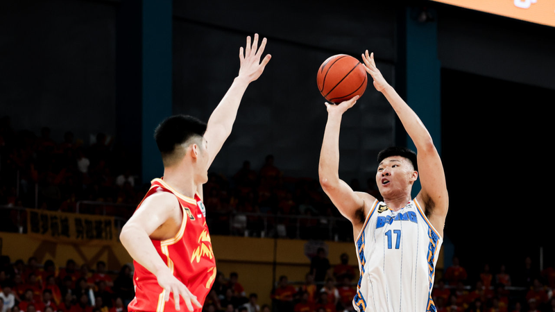 Les Beijing Ducks renversent les Guangsha Lions 101-87 lors du premier match des finales de la CBA Les_Beijing_Ducks_renversent_les_Guangsha_Lions_101_87_lors_du_premier_match_des_finales_de_la_CBA