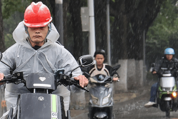Alerte Jaune en Chine du Sud : Pluies Abondantes et Tempêtes à Venir Alerte Jaune en Chine du Sud : Pluies Abondantes et Tempêtes à Venir