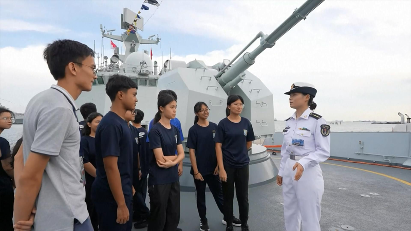 La frégate chinoise Xuchang accueille plus de 1 000 visiteurs à IMDEX Asia 2025 La frégate chinoise Xuchang accueille plus de 1 000 visiteurs à IMDEX Asia 2025