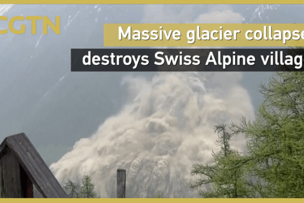 Effondrement du glacier dévaste un village alpin suisse Effondrement du glacier dévaste un village alpin suisse video poster