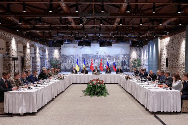 Pourparlers d’Istanbul : Une rare chance de paix dans le conflit en Ukraine Pourparlers_d_Istanbul___Une_rare_chance_de_paix_dans_le_conflit_en_Ukraine