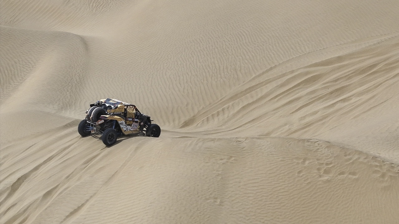 À l’intérieur du Rallye Taklimakan 2025 : Perspectives d’équipe et récits de pitstops À l’intérieur du Rallye Taklimakan 2025 : Perspectives d'équipe et récits de pitstops video poster