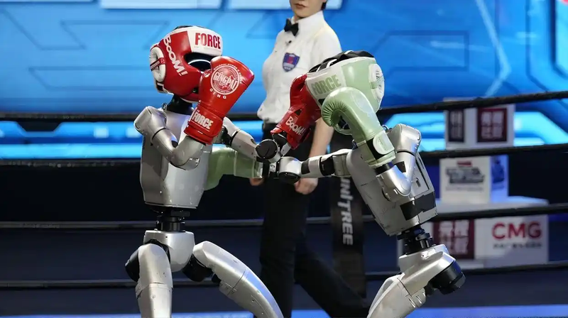 Boxe de robots humanoïdes : Hangzhou accueille le début mondial Boxe de robots humanoïdes : Hangzhou accueille le début mondial video poster