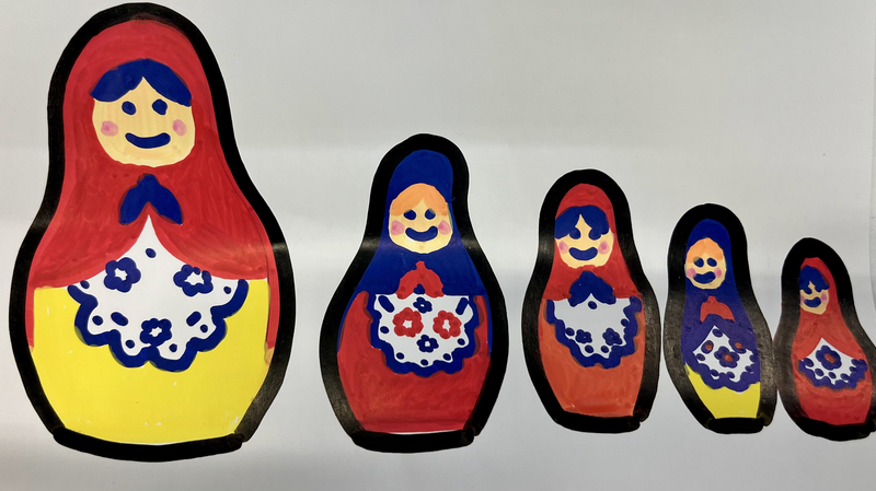 Une nouvelle approche des poupées Matryoshka : le parcours DIY coloré de Robbie Une nouvelle approche des poupées Matryoshka : le parcours DIY coloré de Robbie video poster