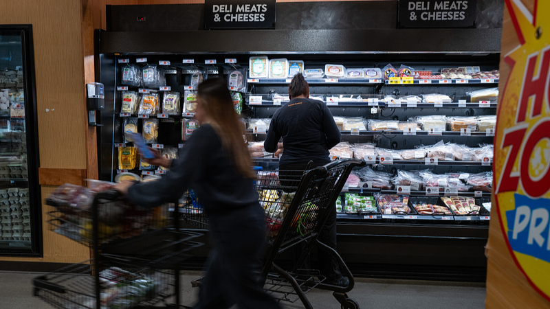 Près de 70 % des acheteurs américains craignent une hausse des prix due aux tarifs Près de 70 % des acheteurs américains craignent une hausse des prix due aux tarifs