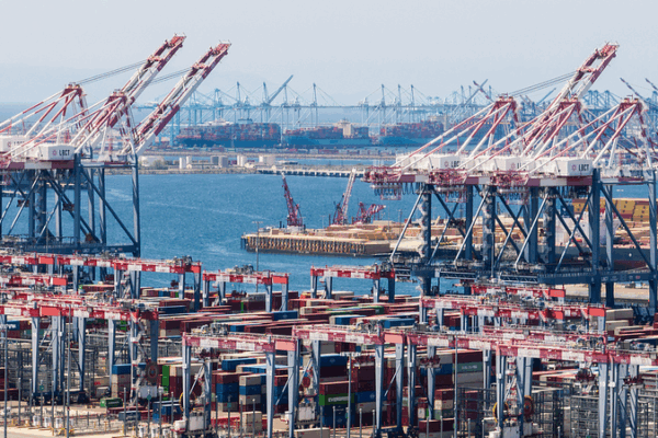 Les tarifs de Trump plongent les ports américains dans la tourmente Les tarifs de Trump plongent les ports américains dans la tourmente