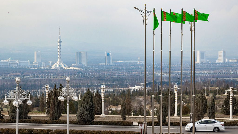Achgabat : la ville blanche éblouissante du Turkménistan sur la route de la soie Achgabat : la ville blanche éblouissante du Turkménistan sur la route de la soie