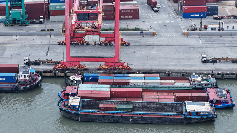 Les commandes américaines explosent après la réunion commerciale Chine–États-Unis Les commandes américaines explosent après la réunion commerciale Chine–États-Unis