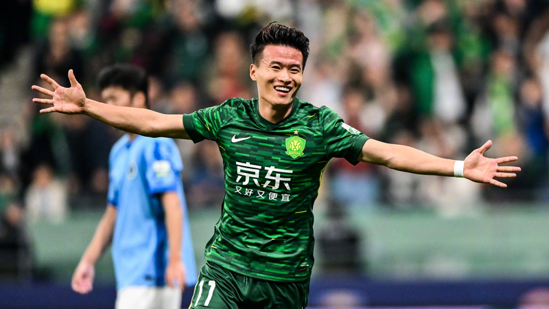 Beijing Guoan surpasse Shenzhen 3-1 pour une cinquième victoire consécutive en CSL Beijing Guoan surpasse Shenzhen 3-1 pour une cinquième victoire consécutive en CSL