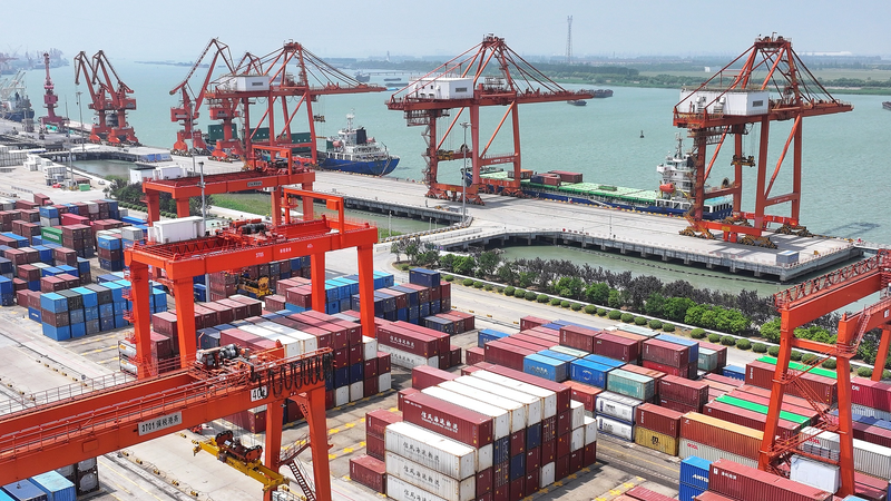 Le commerce de la Chine augmente de 2,4 % début 2025 alors que les exportations s’envolent Le commerce de la Chine augmente de 2,4 % début 2025 alors que les exportations s'envolent