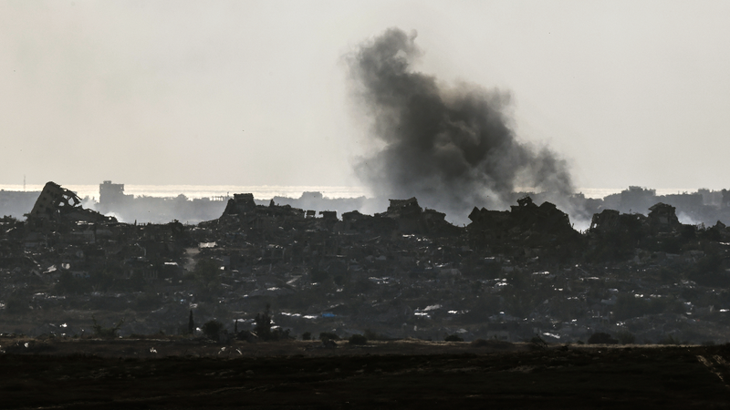 Après un blocage de 80 jours, les camions de l’ONU livrent la première aide à Gaza Après un blocage de 80 jours, les camions de l'ONU livrent la première aide à Gaza
