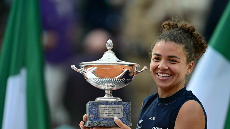 Jasmine Paolini remporte l’Open d’Italie, première championne locale en 40 ans Jasmine Paolini remporte l'Open d'Italie, première championne locale en 40 ans