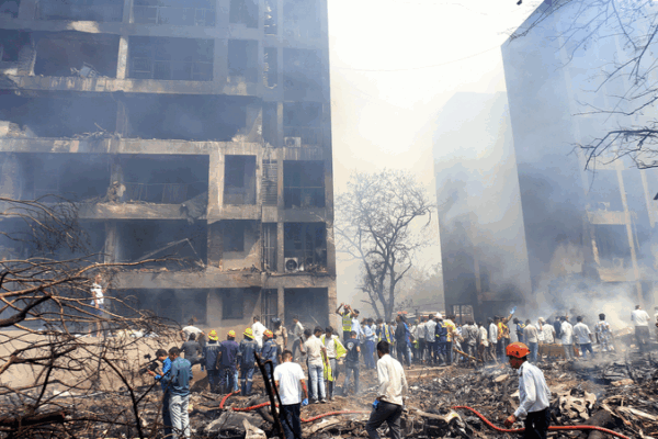 Le groupe Tata versera 116 000 $ à chaque famille de victimes du crash d’Air India Le groupe Tata versera 116 000 $ à chaque famille de victimes du crash d'Air India