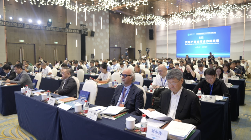 Augmentation_des_exportations_de_voitures_du_continent_chinois___les_VNE_en_hausse_de_64_6__ video poster