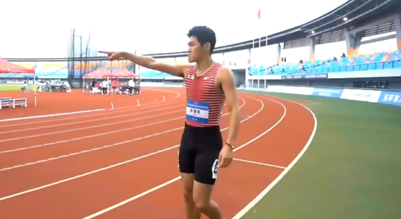 Chen Yuanjiang brise le record asiatique junior des 110m haies Chen_Yuanjiang_brise_le_record_asiatique_junior_des_110m_haies