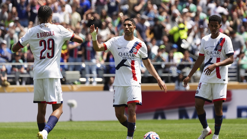 PSG bat les Seattle Sounders 2-0 pour atteindre les huitièmes de finale de la Coupe du Monde des Clubs PSG bat les Seattle Sounders 2-0 pour atteindre les huitièmes de finale de la Coupe du Monde des Clubs