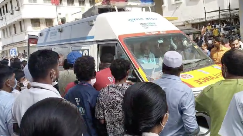 Crash d’Air India à l’aéroport d’Ahmedabad fait 247 morts Crash d'Air India à l'aéroport d'Ahmedabad fait 247 morts video poster