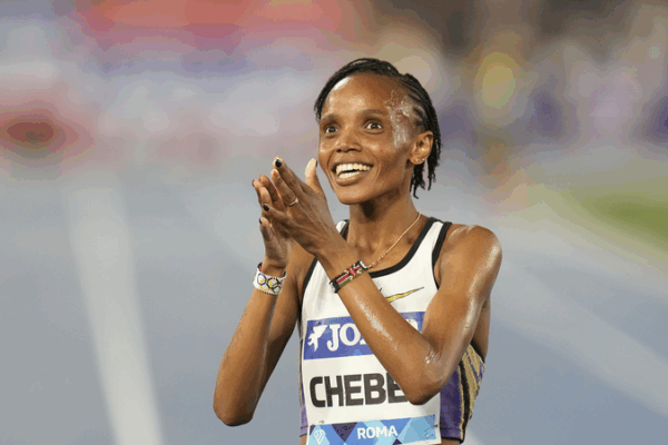 Chebet enregistre le deuxième meilleur temps de 5000m de tous les temps au Diamond League de Rome Chebet enregistre le deuxième meilleur temps de 5000m de tous les temps au Diamond League de Rome