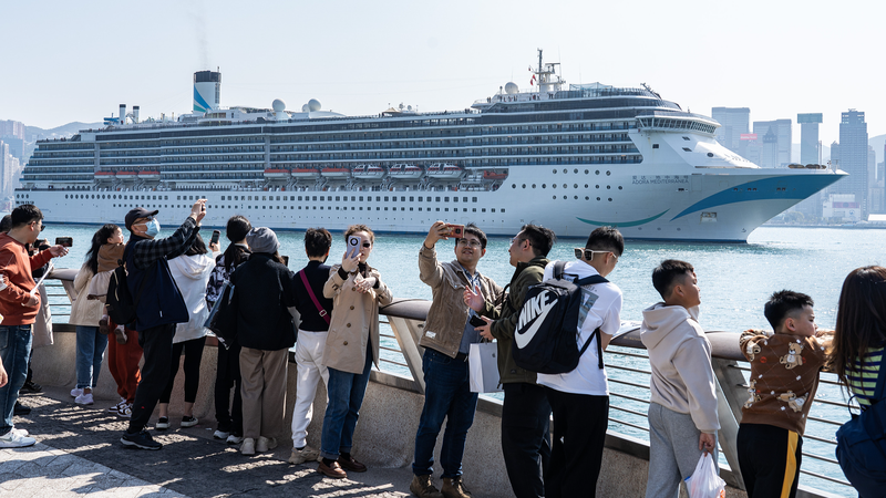 Hong Kong SAR attire 20M visiteurs au cours des cinq premiers mois de 2025 Hong_Kong_SAR_attire_20M_visiteurs_au_cours_des_cinq_premiers_mois_de_2025