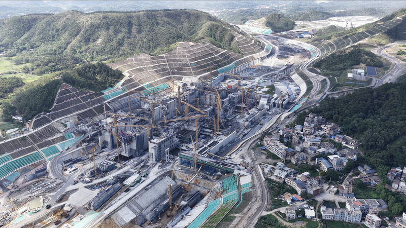 La grande écluse du canal Pinglu devient la plus grande écluse à économie d’eau au monde La grande écluse du canal Pinglu devient la plus grande écluse à économie d'eau au monde