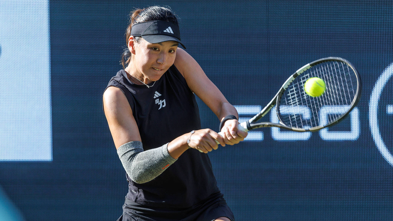 Wang Xinyu stupéfie la championne de Roland-Garros Coco Gauff à Berlin Wang Xinyu stupéfie la championne de Roland-Garros Coco Gauff à Berlin