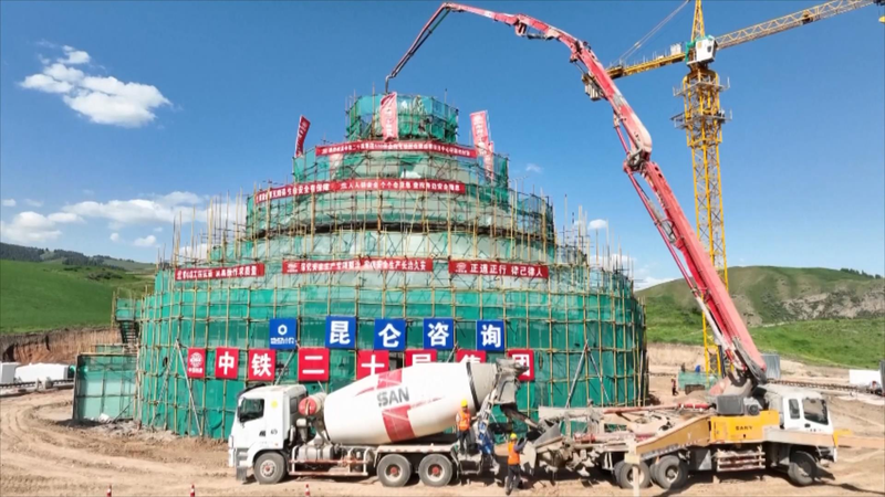 Le mégatélescope radio du Xinjiang atteint un nouveau jalon Le mégatélescope radio du Xinjiang atteint un nouveau jalon