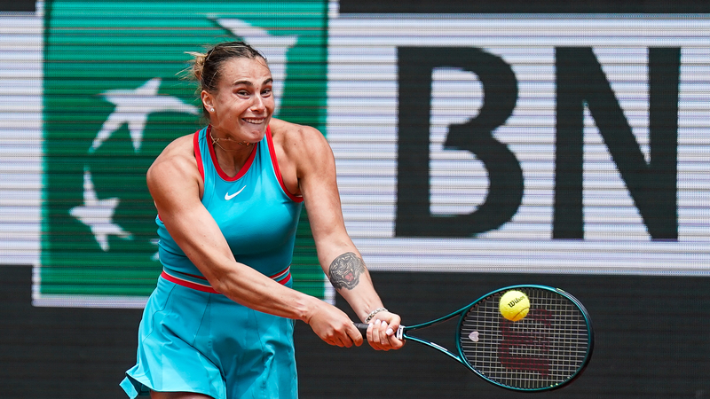 Zheng Qinwen quitte Roland-Garros après une bataille acharnée contre Sabalenka Zheng Qinwen quitte Roland-Garros après une bataille acharnée contre Sabalenka