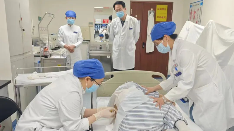 Tofersen ouvre la voie en tant que première thérapie génique contre la SLA en Chine continentale Tofersen ouvre la voie en tant que première thérapie génique contre la SLA en Chine continentale