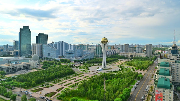 La Chine et l’Asie centrale renforcent leurs liens au sommet d’Astana La_Chine_et_l_Asie_centrale_renforcent_leurs_liens_au_sommet_d_Astana