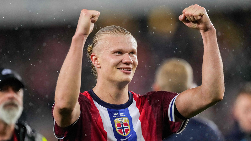 Haaland brille alors que la Norvège écrase l'Italie 3-0 lors des éliminatoires de la Coupe du Monde