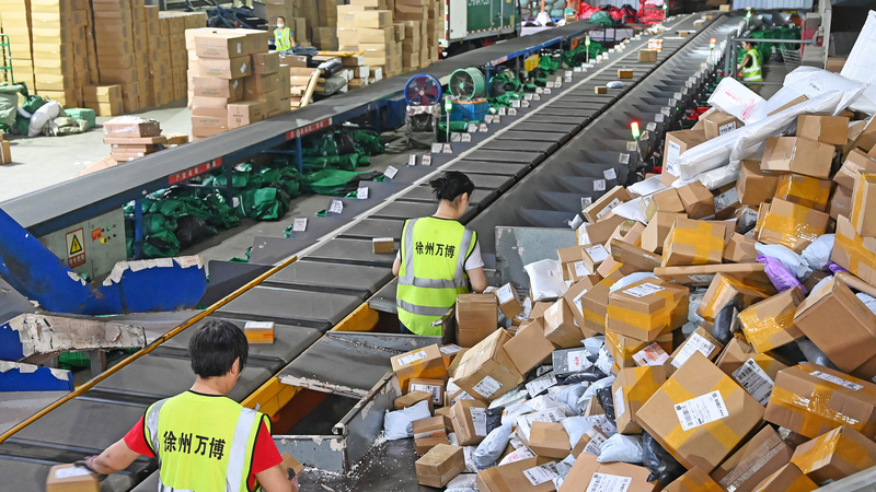 Festival 618 de Chine : Échanges et vente au détail instantanée stimulent des ventes records