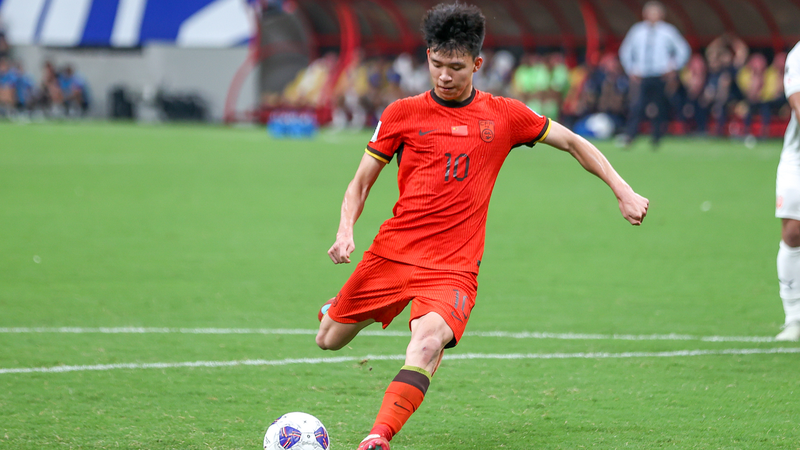 La star adolescente Wang Yudong scelle la victoire 1-0 de la Chine contre Bahreïn La star adolescente Wang Yudong scelle la victoire 1-0 de la Chine contre Bahreïn