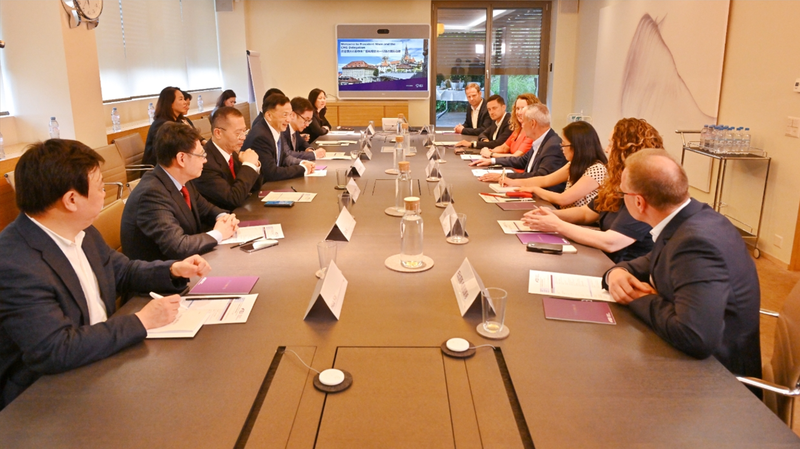 Le président du CMG rencontre le chef de la FEI pour promouvoir le sport équestre sur le continent chinois Le président du CMG rencontre le chef de la FEI pour promouvoir le sport équestre sur le continent chinois