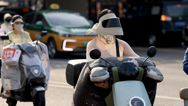 Tempêtes de pluie et vagues de chaleur frappent la Chine continentale : alertes émises