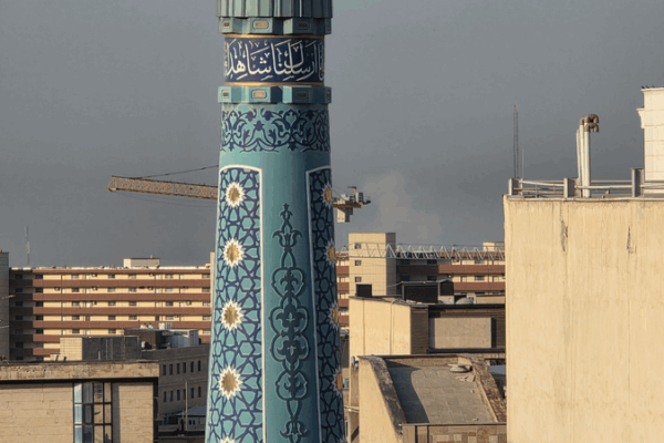 Choc de l’aube : Explosion secoue Téhéran Choc de l'aube : Explosion secoue Téhéran