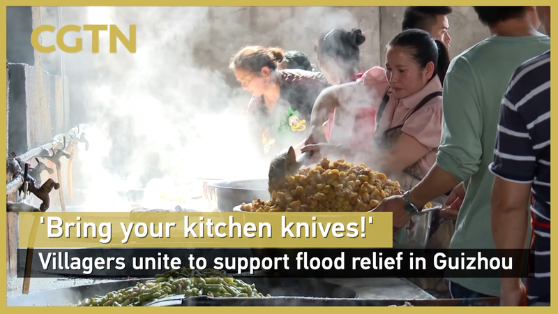 Apportez vos couteaux de cuisine ! Les villageois de Guizhou se mobilisent pour nourrir les équipes de secours contre les inondations Apportez vos couteaux de cuisine ! Les villageois de Guizhou se mobilisent pour nourrir les équipes de secours contre les inondations video poster