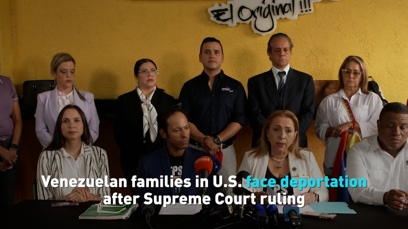 La Cour Suprême des États-Unis ouvre la voie à l’expulsion des familles vénézuéliennes La Cour Suprême des États-Unis ouvre la voie à l'expulsion des familles vénézuéliennes video poster