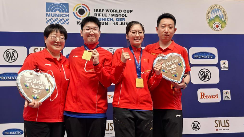 La Chine domine le tir en équipe mixte à la Coupe du Monde ISSF de Munich La Chine domine le tir en équipe mixte à la Coupe du Monde ISSF de Munich