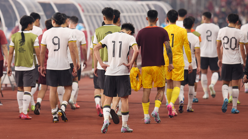 Jakarta Électrochoc : Les espoirs de la Chine pour la Coupe du Monde 2026 anéantis par l’Indonésie Jakarta Électrochoc : Les espoirs de la Chine pour la Coupe du Monde 2026 anéantis par l'Indonésie