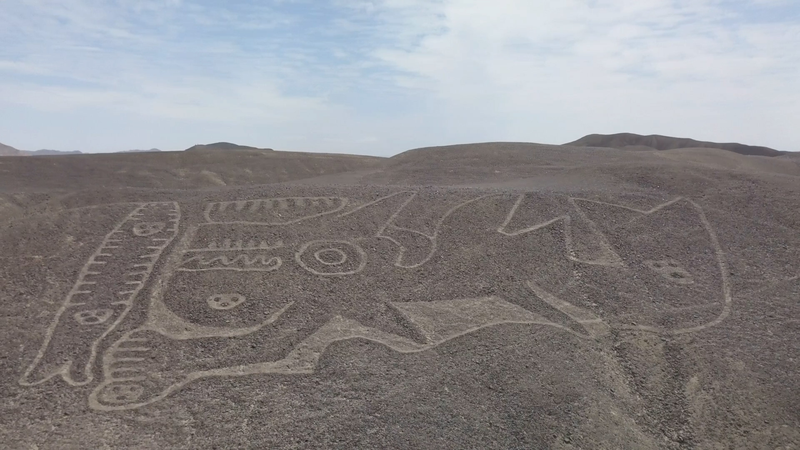 Le Pérou abandonne le projet de réduire la zone protégée des lignes de Nazca Le Pérou abandonne le projet de réduire la zone protégée des lignes de Nazca video poster