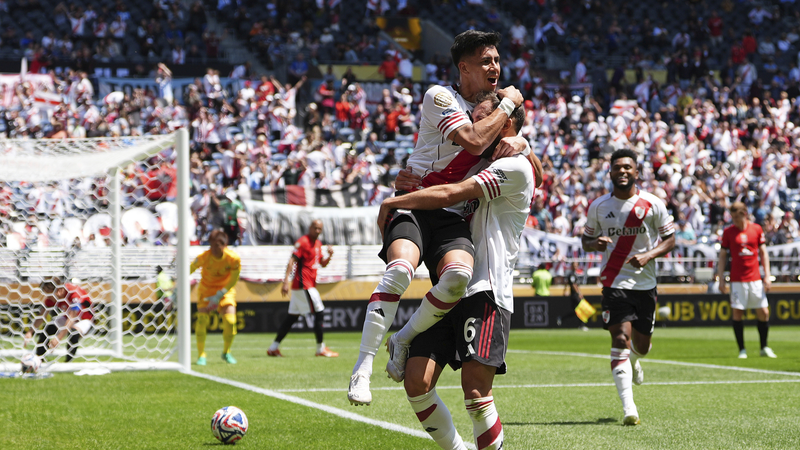 Victoire de River Plate 3-1 contre Urawa dans le choc de la Coupe du Monde des Clubs Victoire_de_River_Plate_3_1_contre_Urawa_dans_le_choc_de_la_Coupe_du_Monde_des_Clubs