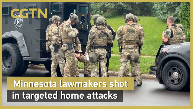Des législateurs du Minnesota abattus dans des attaques coordonnées à domicile Des législateurs du Minnesota abattus dans des attaques coordonnées à domicile video poster
