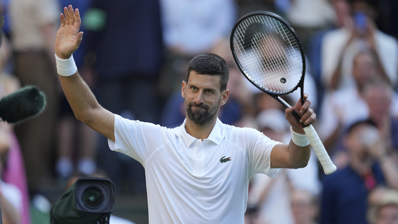 Djokovic atteint un record de 14 demi-finales à Wimbledon Djokovic atteint un record de 14 demi-finales à Wimbledon
