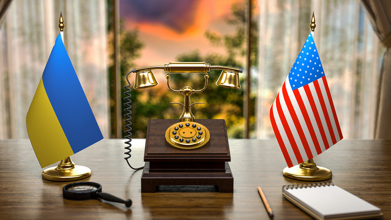 Les États-Unis reprennent les livraisons d'artillerie à l'Ukraine