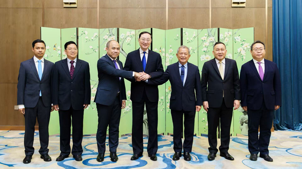 Le Cambodge et la Thaïlande réaffirment le cessez-le-feu avec la Chine continentale Le Cambodge et la Thaïlande réaffirment le cessez-le-feu avec la Chine continentale