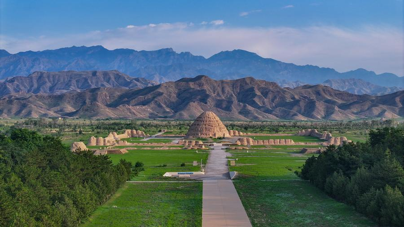 L’UNESCO honore les mausolées impériaux de Xixia : un héritage ancien dévoilé L'UNESCO honore les mausolées impériaux de Xixia : un héritage ancien dévoilé